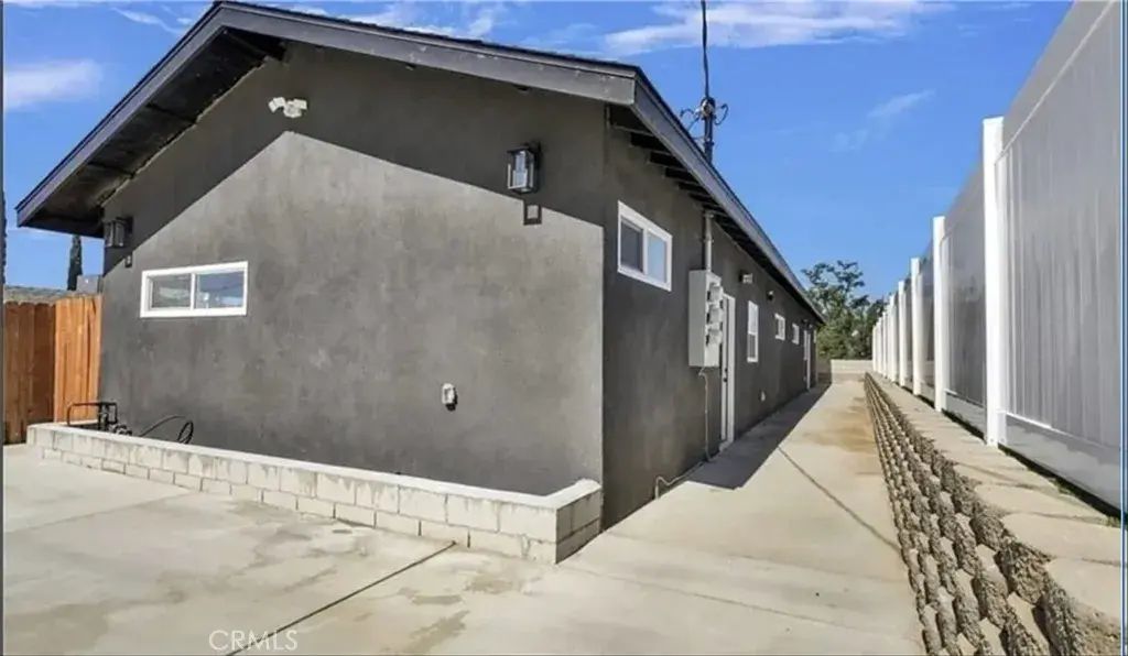 5472 N Mountain View Ave, San Bernardino