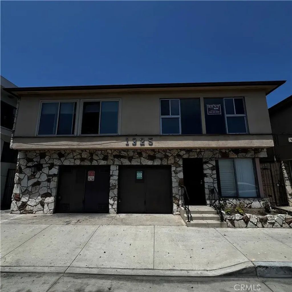 1325 E 7th Street 9, Long Beach