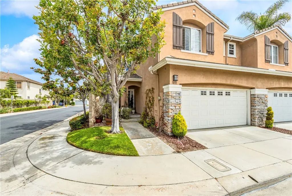 7651 Park Field Circle, Huntington Beach