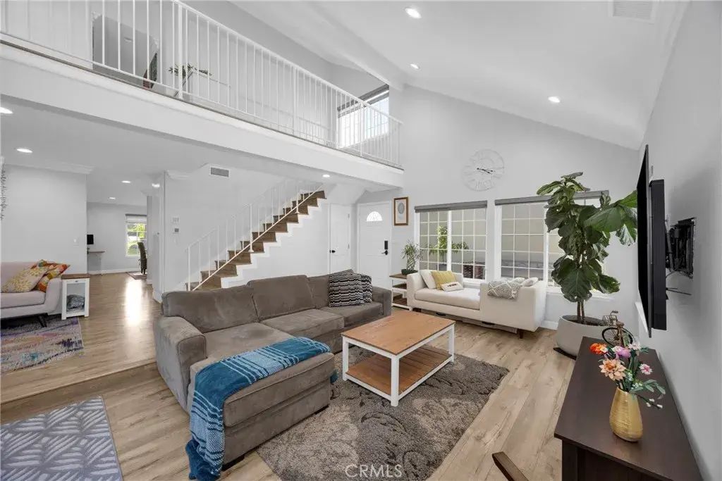 12341 Glacier, Los Alamitos