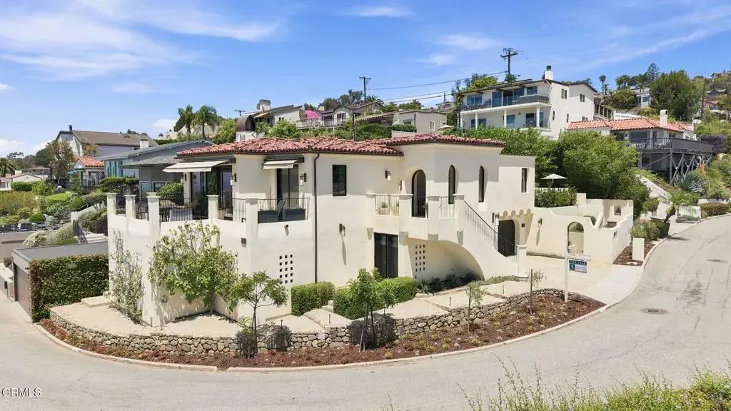 1583 Church Street, Ventura