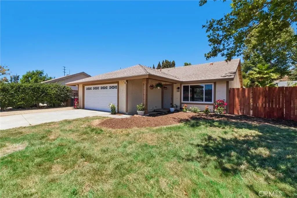 29860 Mira Loma Drive, Temecula