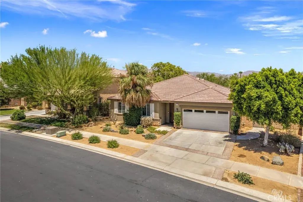 43680 Riunione Place, Indio