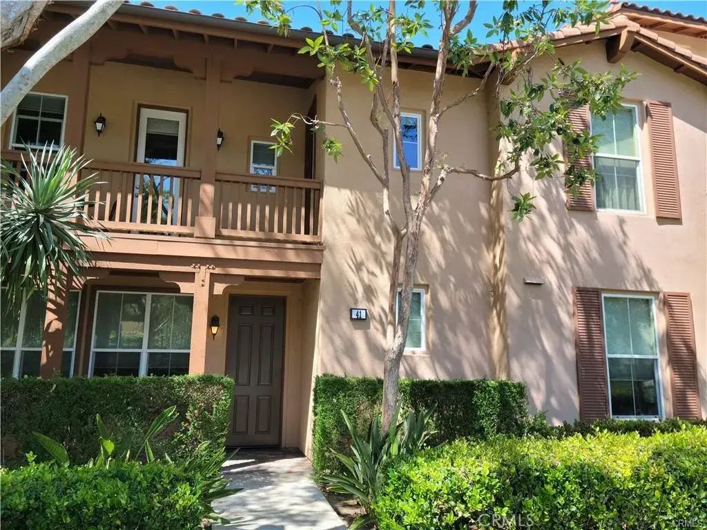 41 Nightshade, Irvine