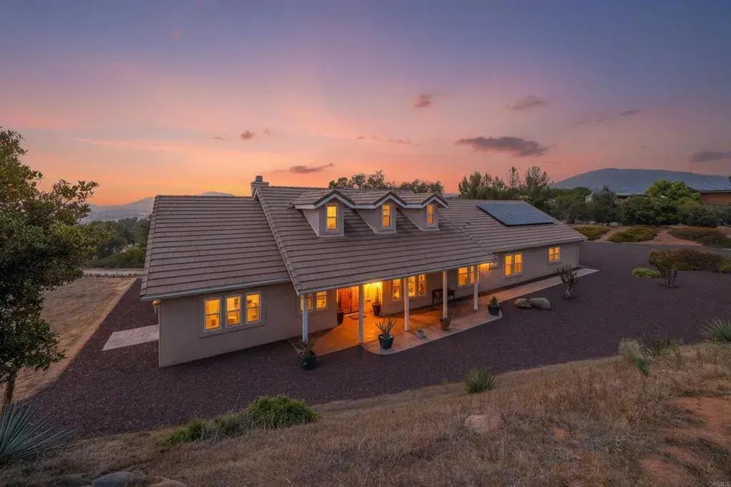 2231 Yucca Hill Road, Alpine