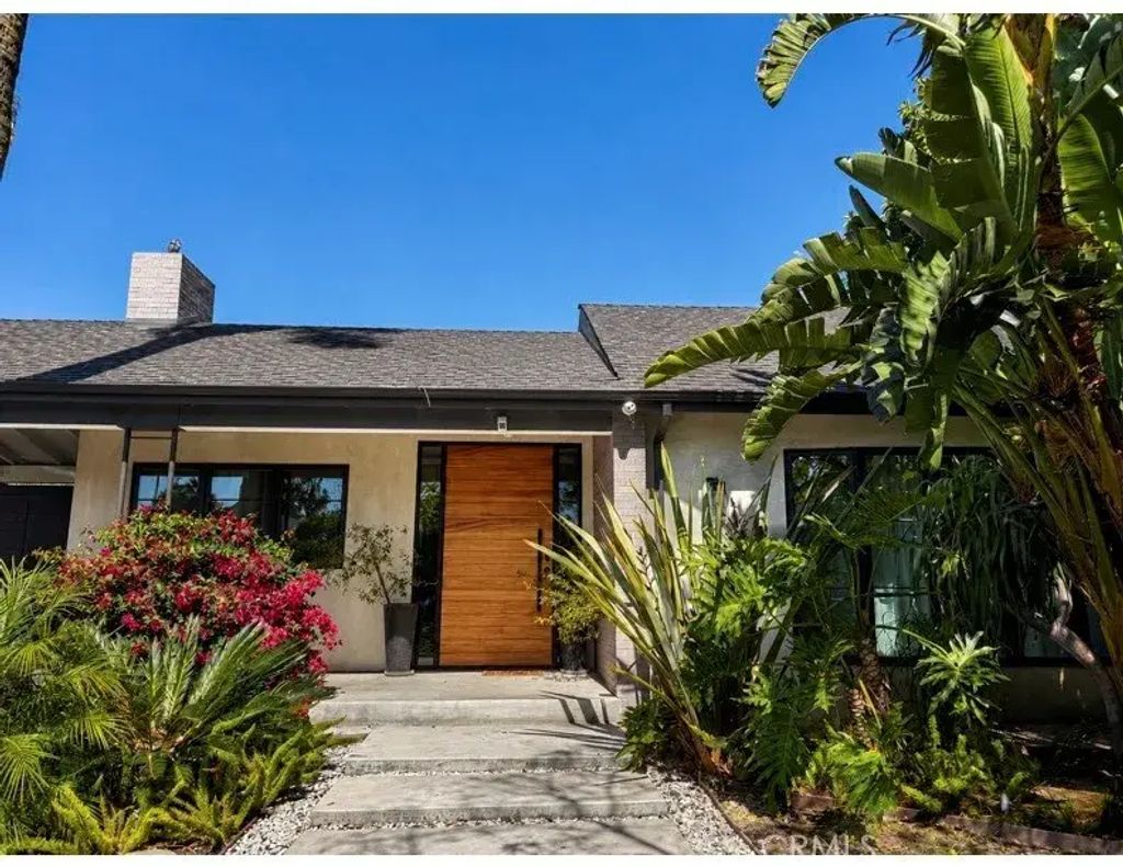 180 S Gardner, Los Angeles