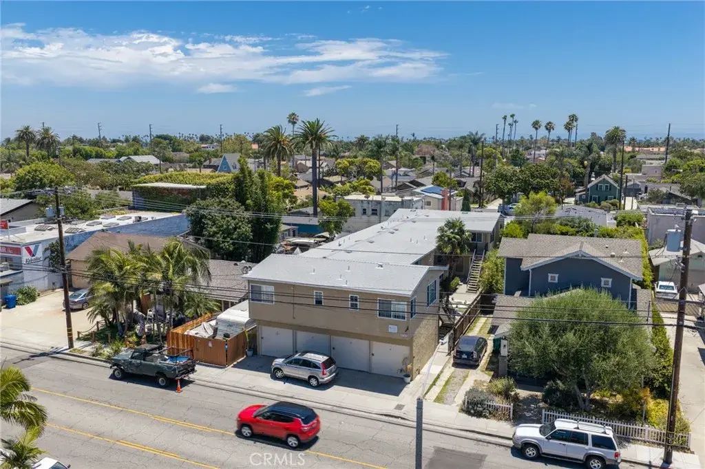 3700 E 4th Street, Long Beach