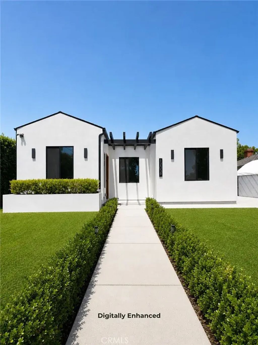 12039 Tiara, North Hollywood