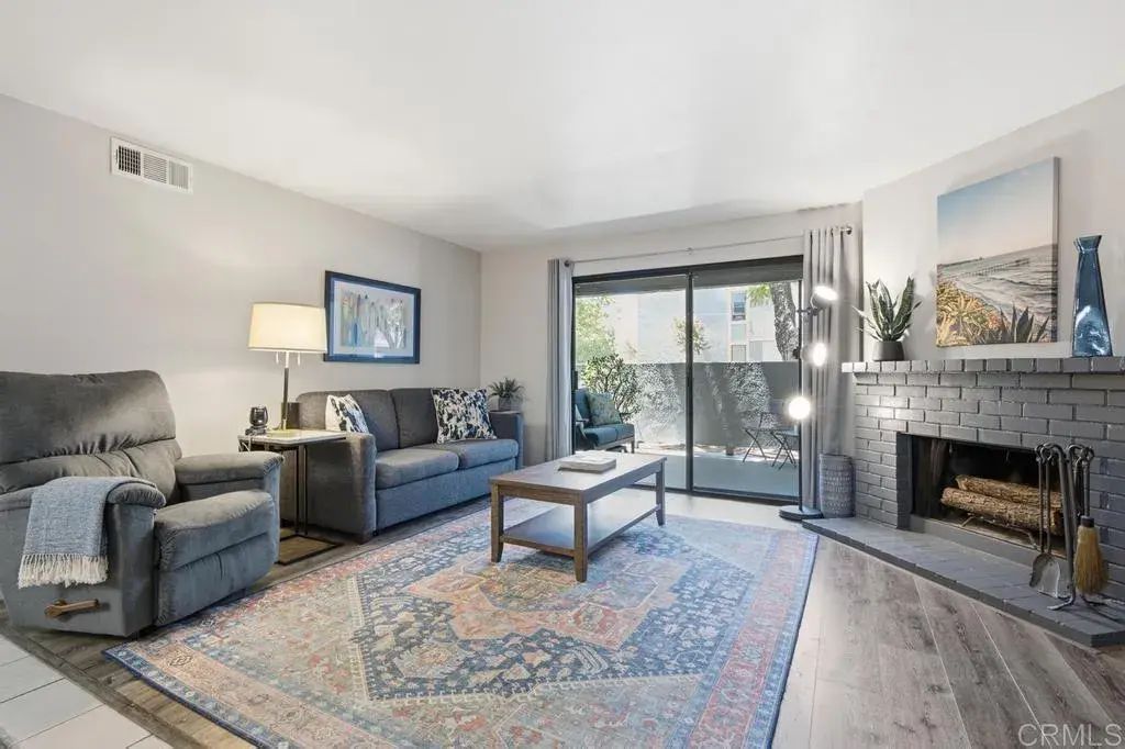 1040 E Washington Avenue 17, Escondido