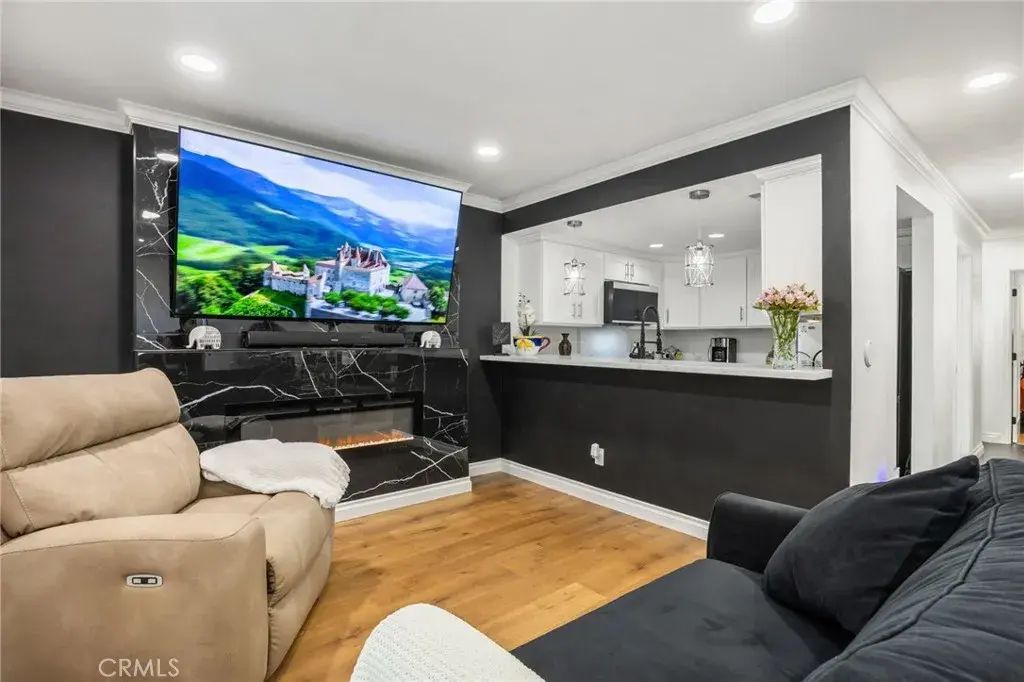 18209 Sierra 93, Canyon Country