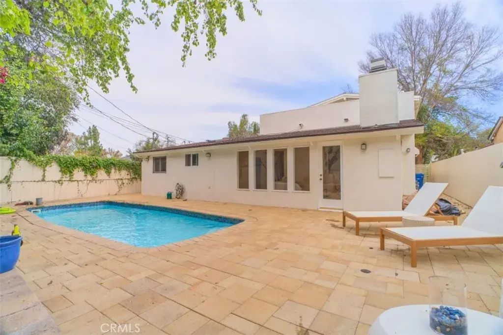 5179 Canoga Ave, Woodland Hills