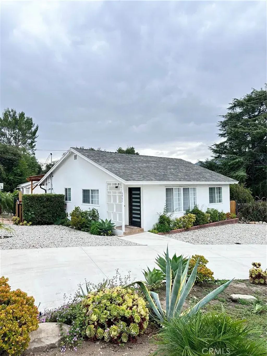 3960 Mayfield Avenue, La Crescenta