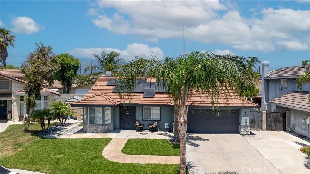 16120 Malaga Ave, Fontana