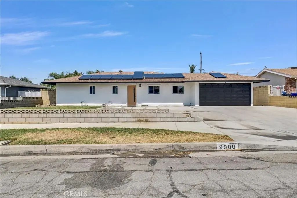 9900 Niagara, Fontana