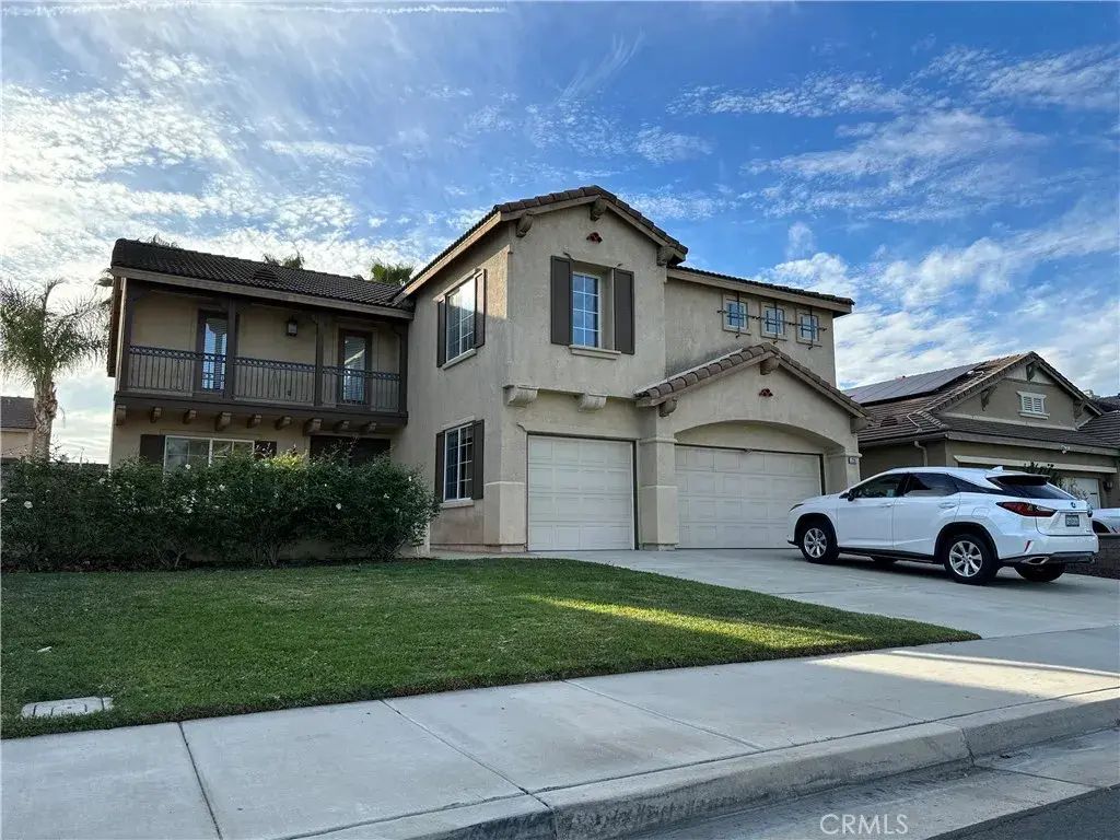 7297 Cobble Creek Drive, Eastvale