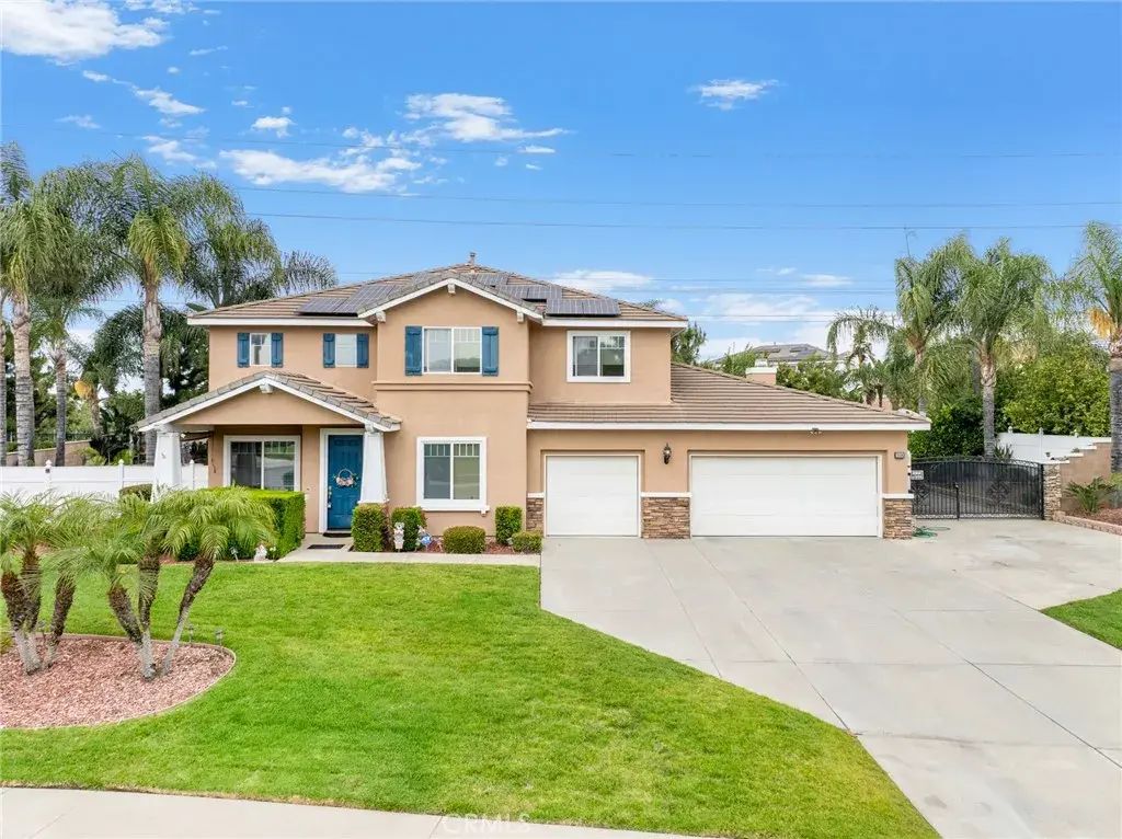 19106 Stagecoach Lane, Riverside