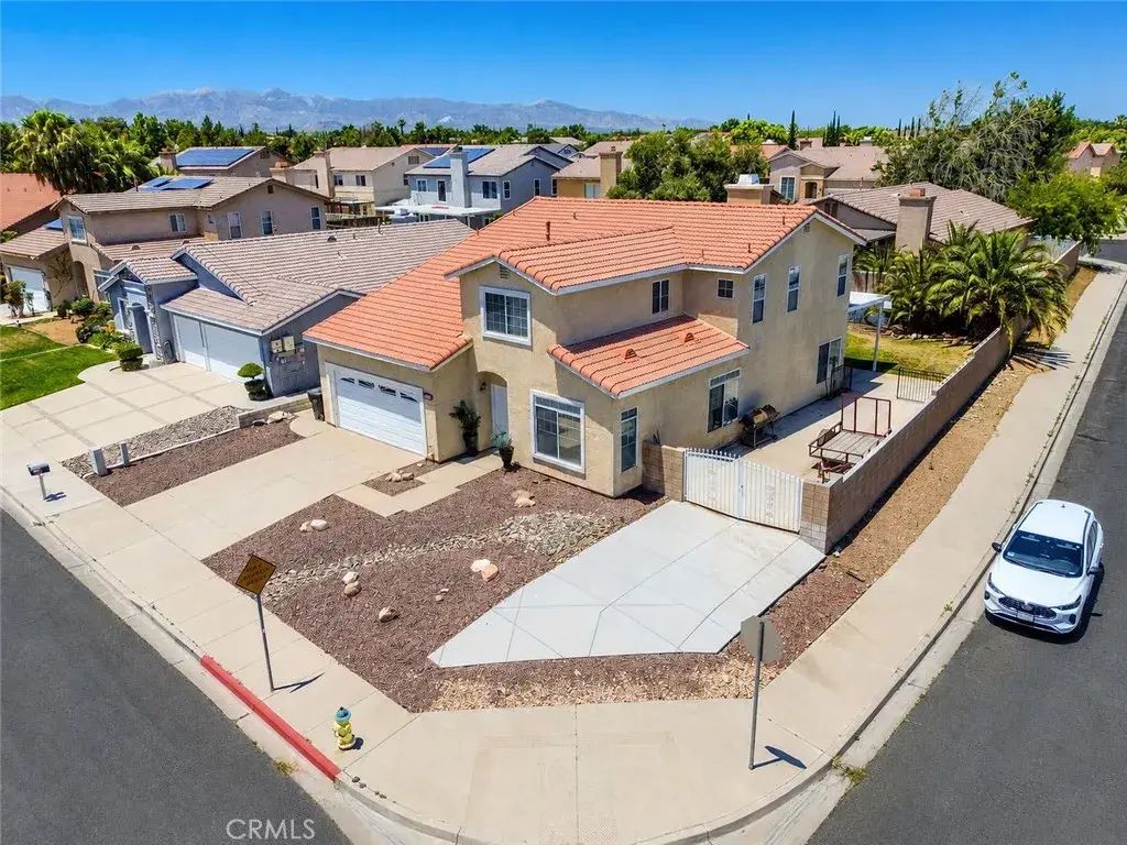 12550 Eaton Lane, Victorville