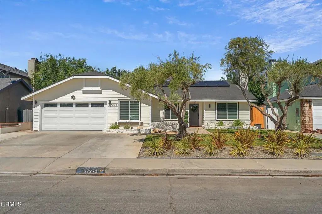 37271 37th Street East, Palmdale