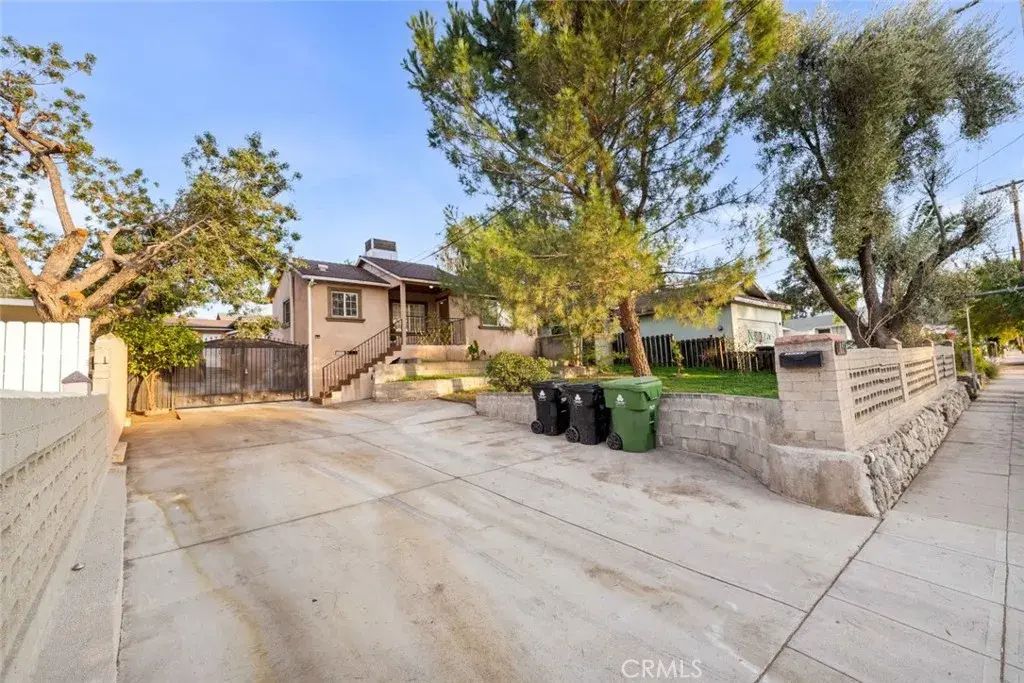 10554 Plainview, Tujunga