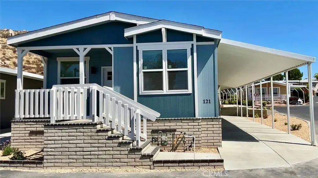 1536 S State 121, Hemet
