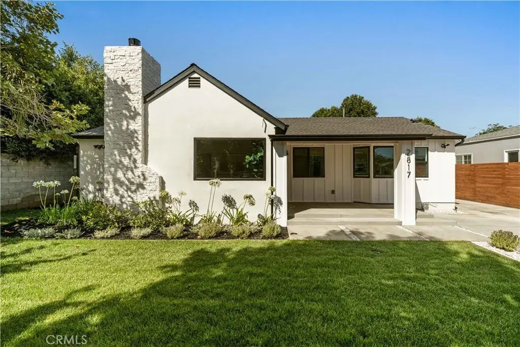 2817 S Barrington, Los Angeles