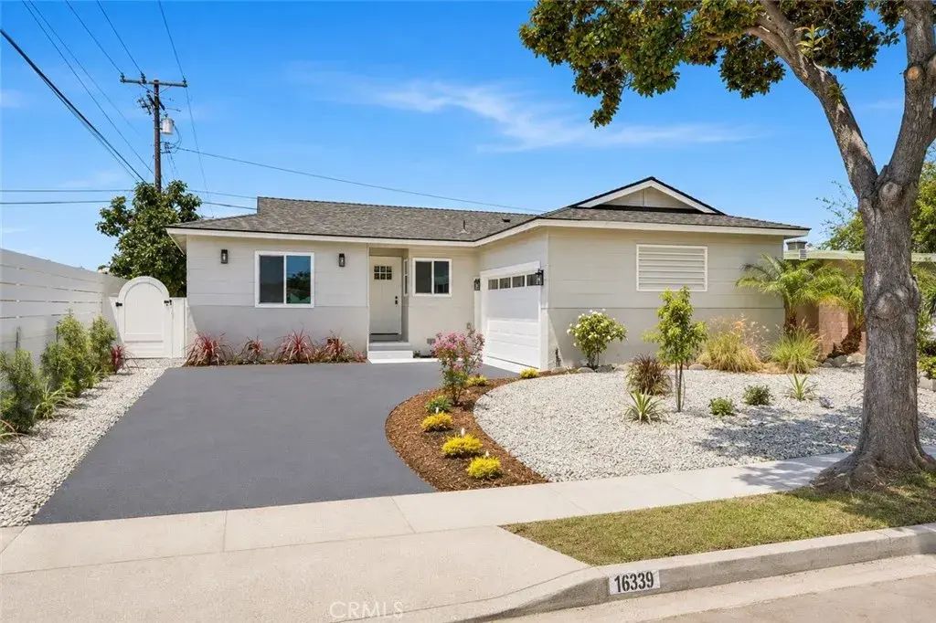 1639 W Hill Avenue, Fullerton