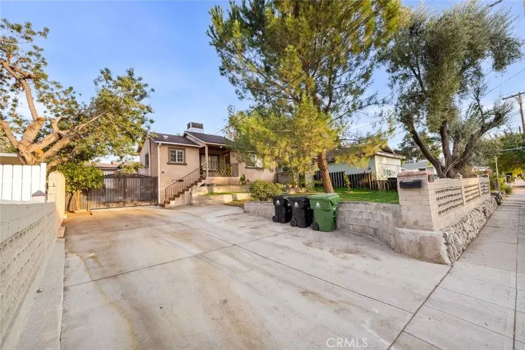 10554 Plainview, Tujunga