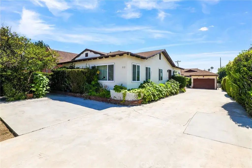 912 S Garfield, Alhambra