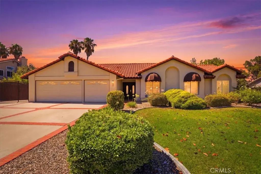 165 Cottonwood Avenue, Riverside