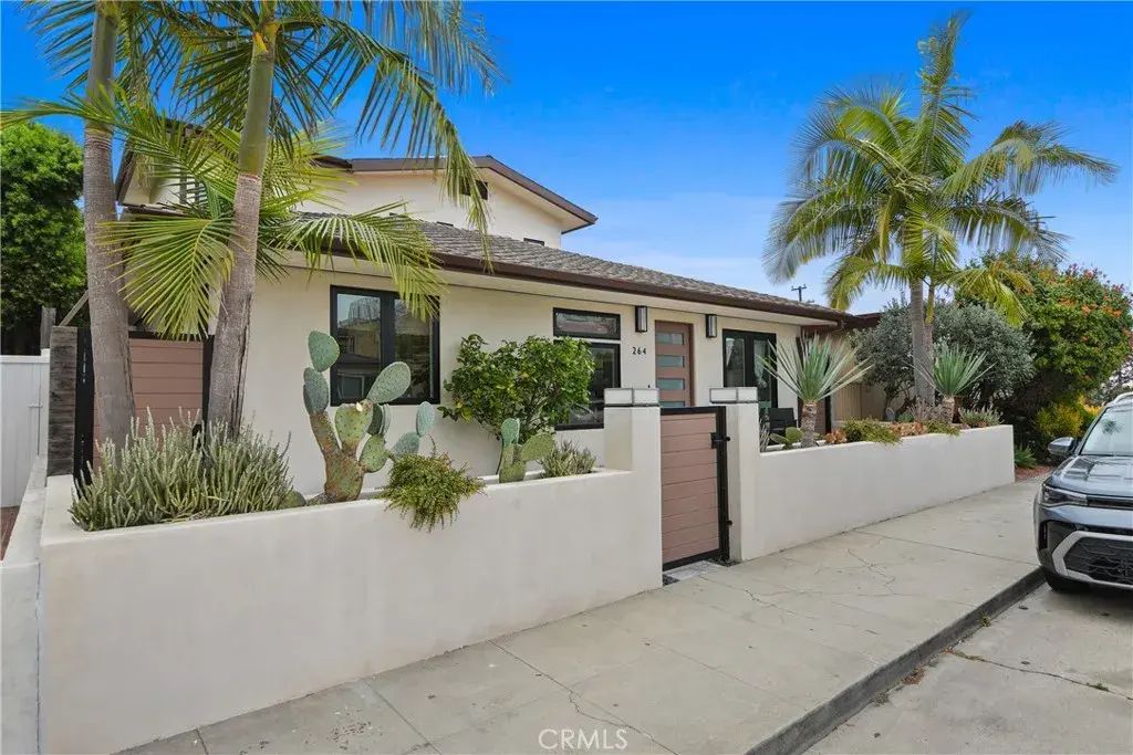 264 Tivoli, Long Beach
