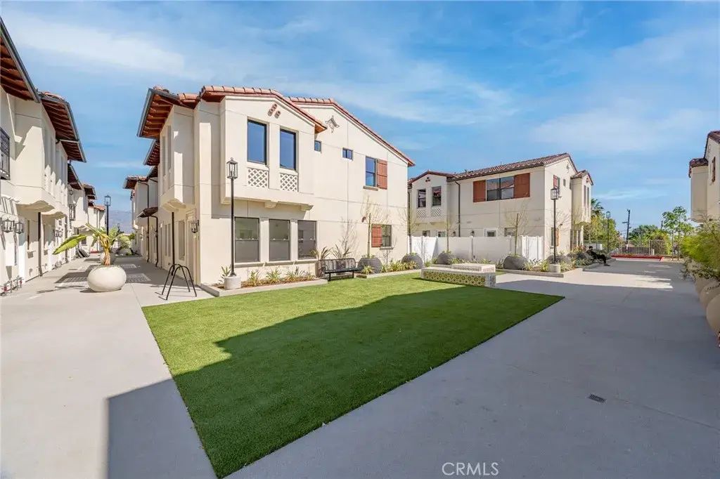 180 N New Ave 4, Monterey Park