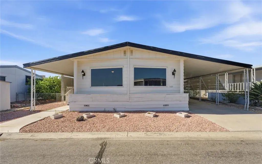 5001 W Florida 323, Hemet