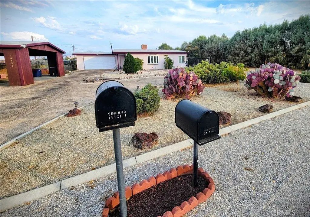 14121 Lakota, Apple Valley