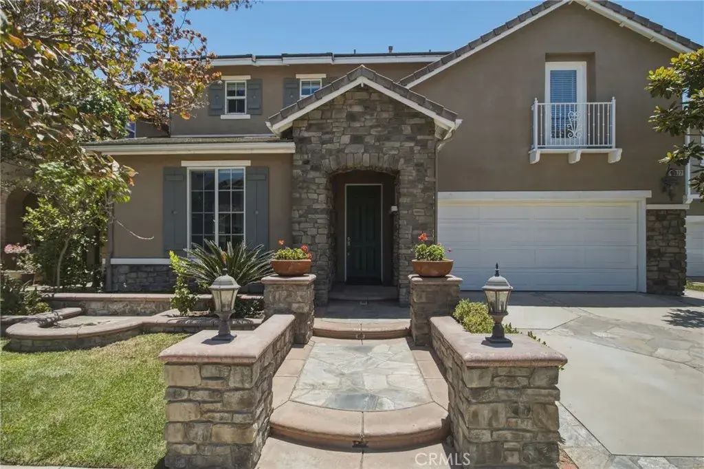 11077 Kalmia Court, Corona