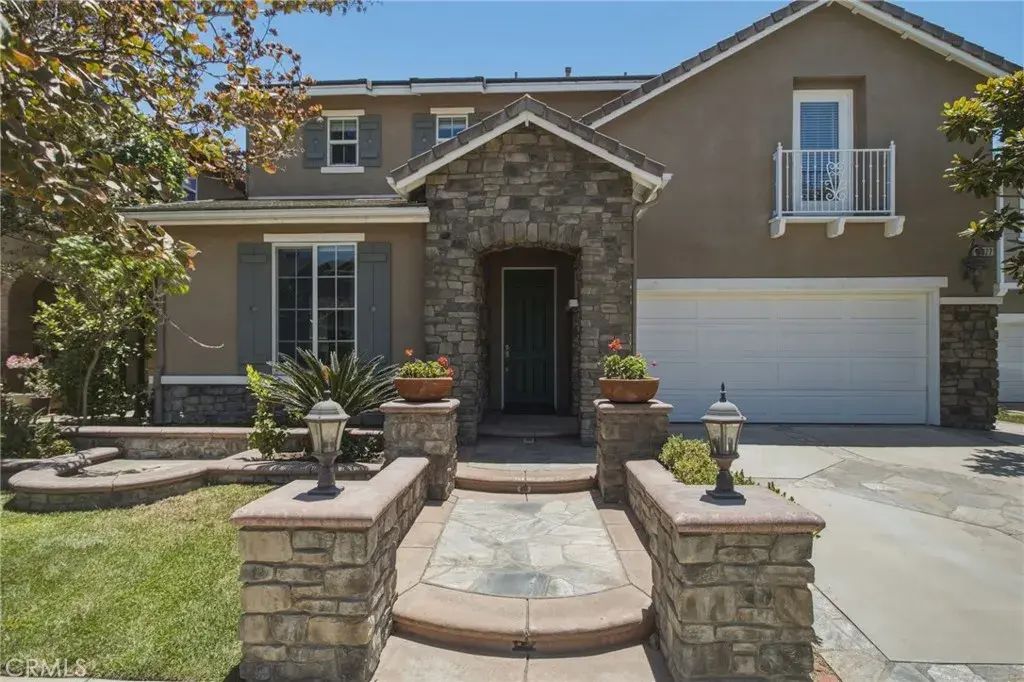 11077 Kalmia Court, Corona