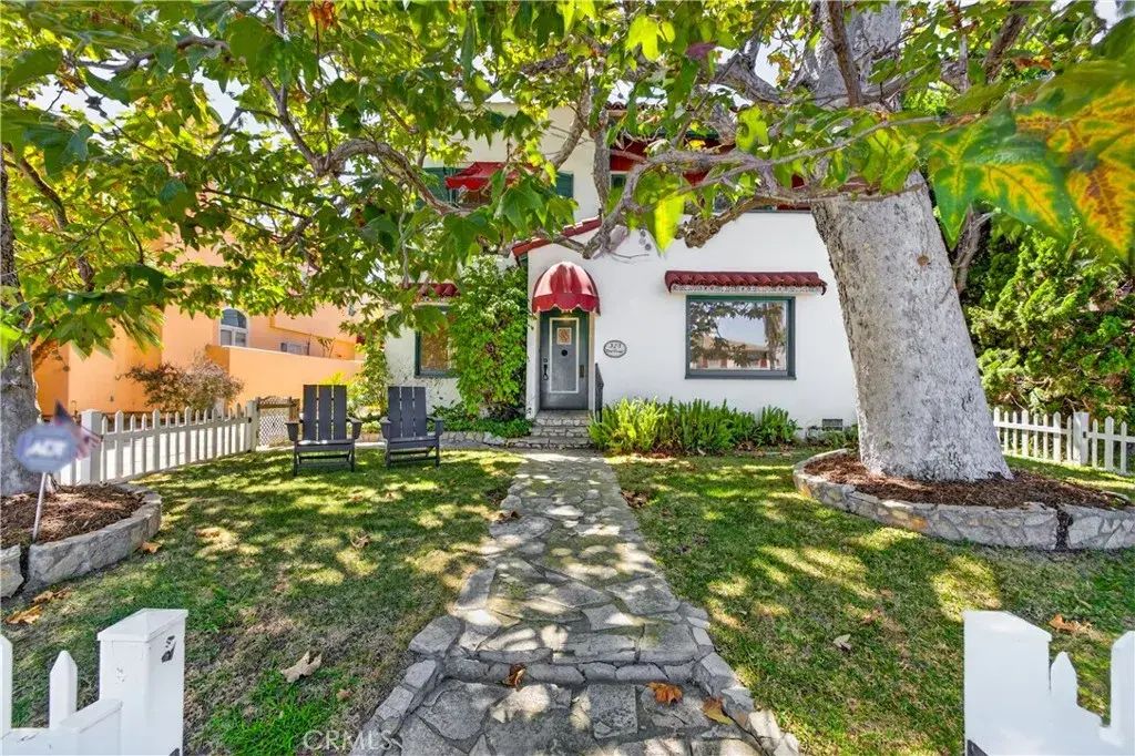 323 Park Avenue, Long Beach