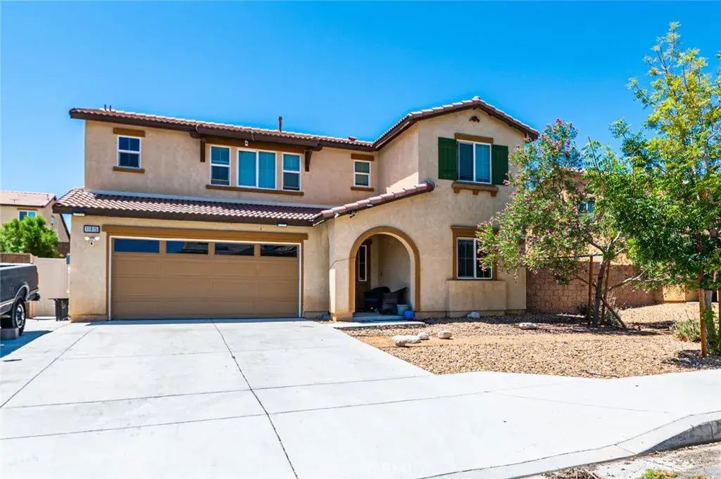 11815 Andrews, Victorville