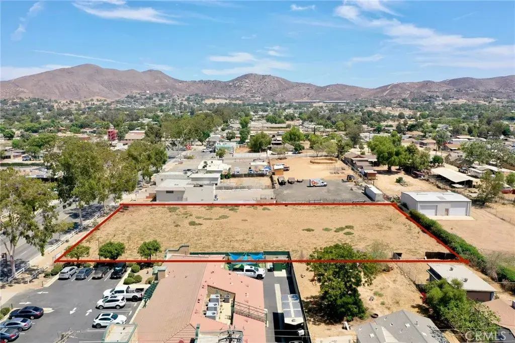 866 6th, Norco