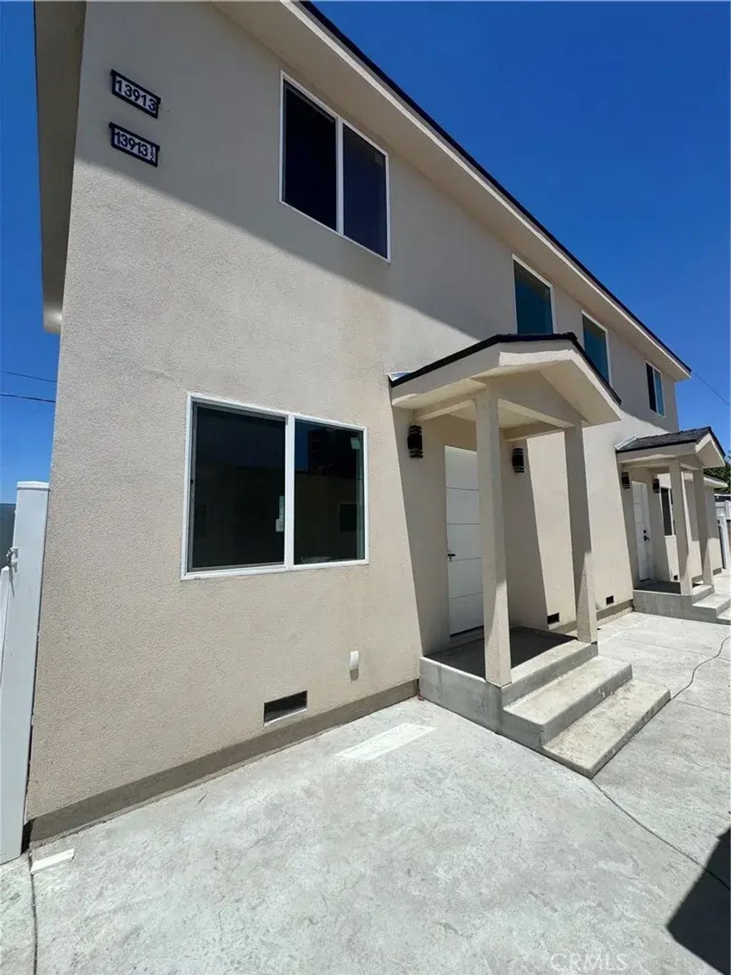 13913 Del Sur, Pacoima