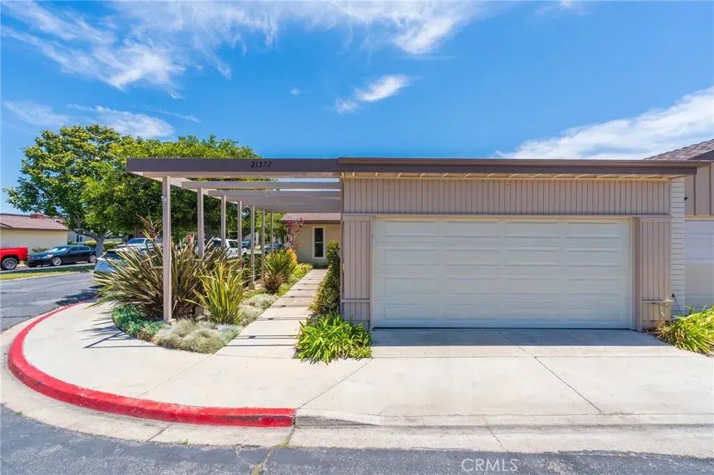 21372 Green Cove, Huntington Beach
