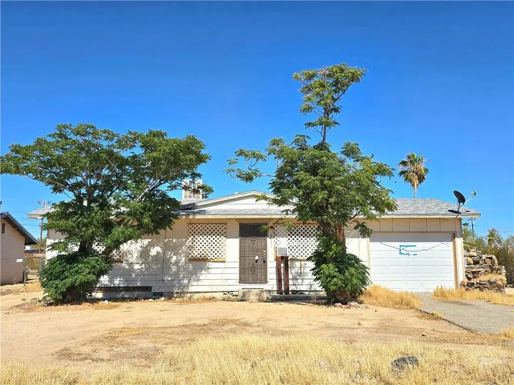 6051 Morongo Road, 29 Palms