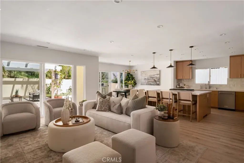 23105 Middlebank Drive, Newhall