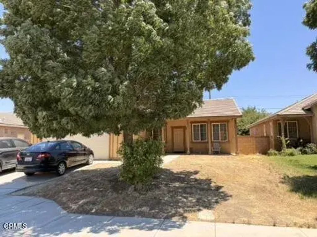 45444 Stanridge Avenue, Lancaster