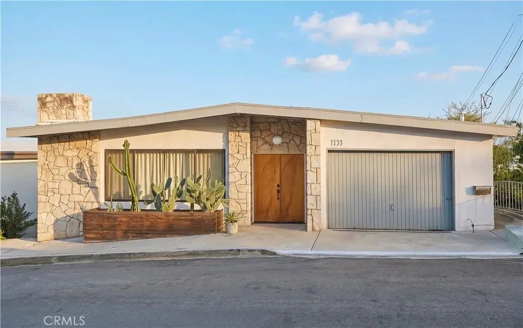 1133 Berkeley, Glendale