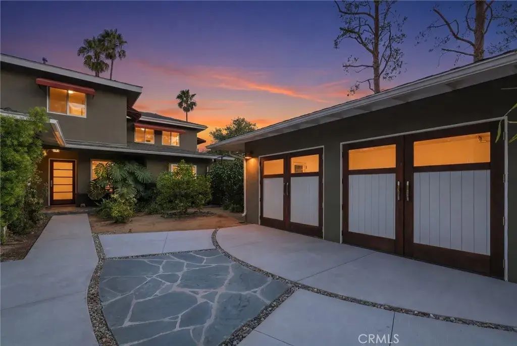 430 Devonwood Road, Altadena