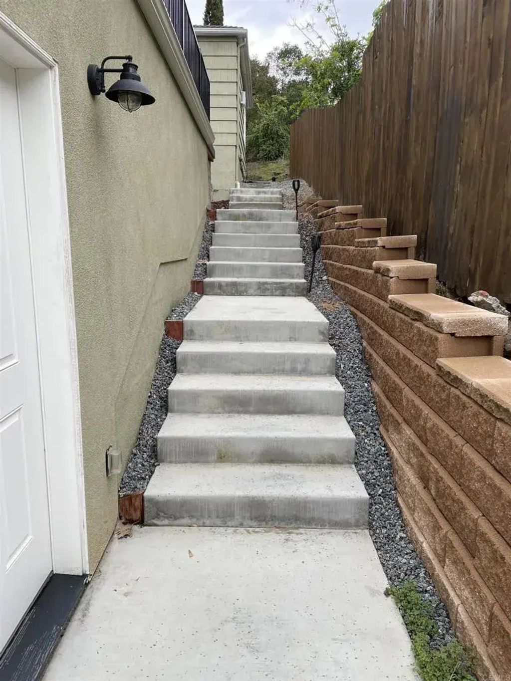 8545 Lemon Avenue 2, La Mesa