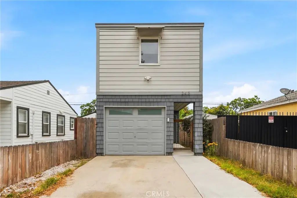 243 E Home, Long Beach