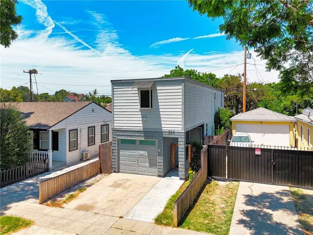243 E Home, Long Beach