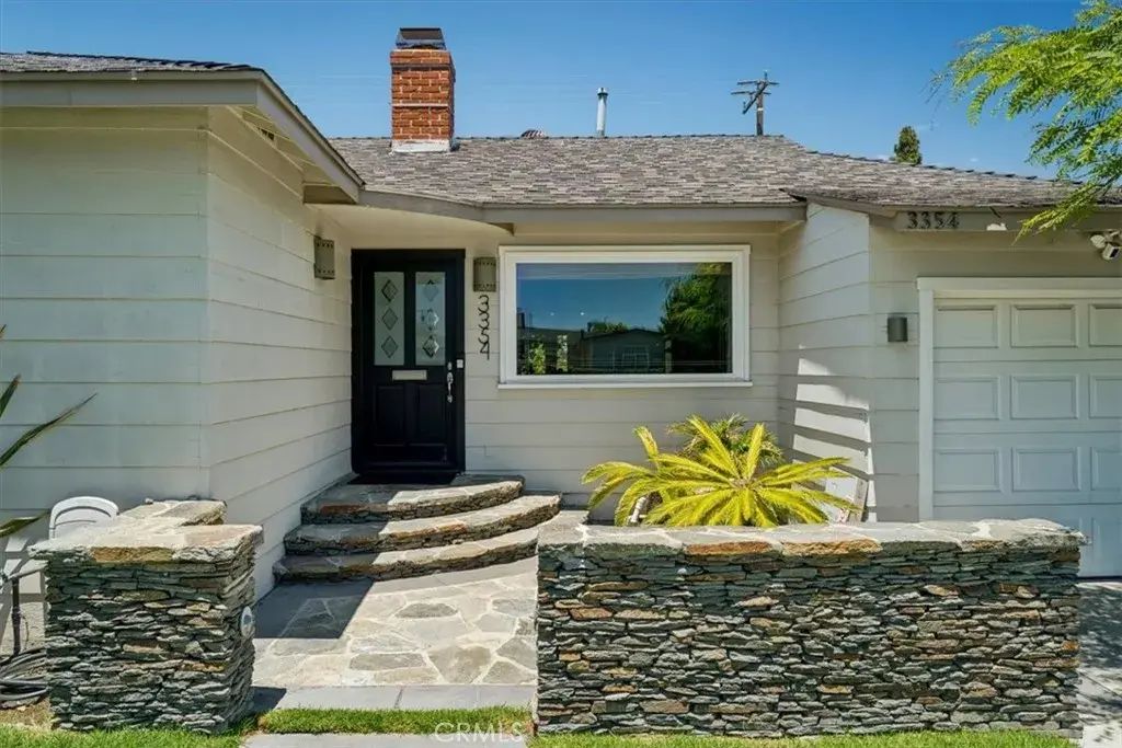 3354 Senasac, Long Beach