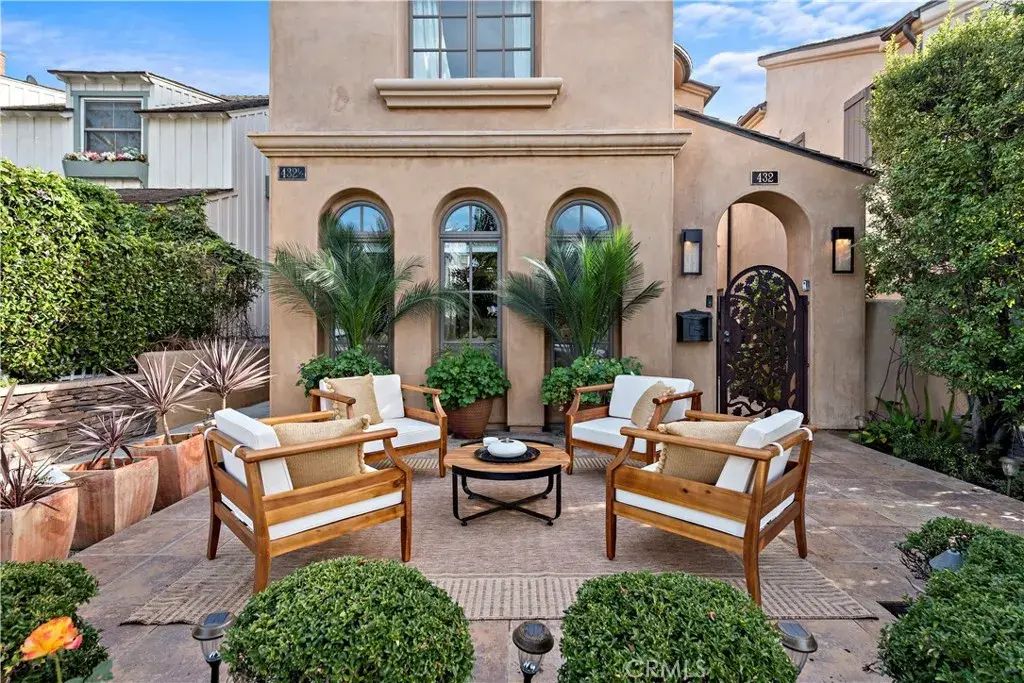 432 Acacia Avenue, Corona Del Mar